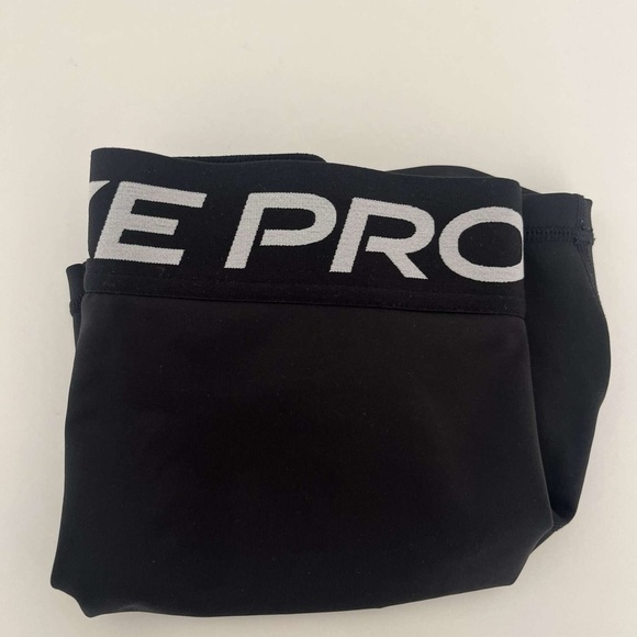 nike pro shorts - Picture 3 of 3